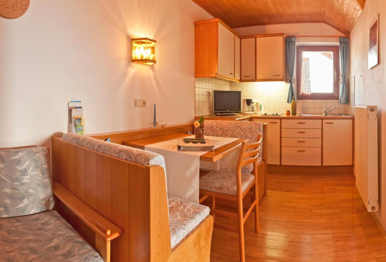 Gfillhof Ferienwohnung 1 Appiano Sulla Strada Del Vino Dış mekan fotoğraf